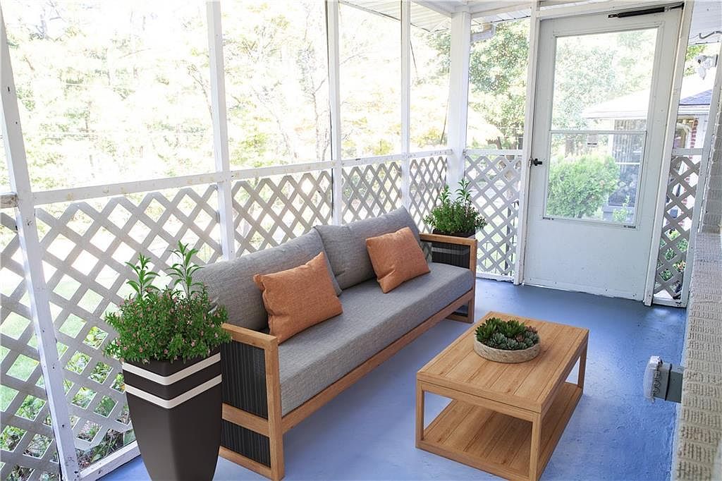 145 Holly Rd NW Atlanta, GA 30314 - Thumbnail 4