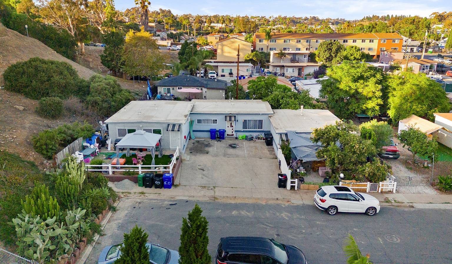 3260-64 Steel St San Diego, CA 92113 - Thumbnail 4