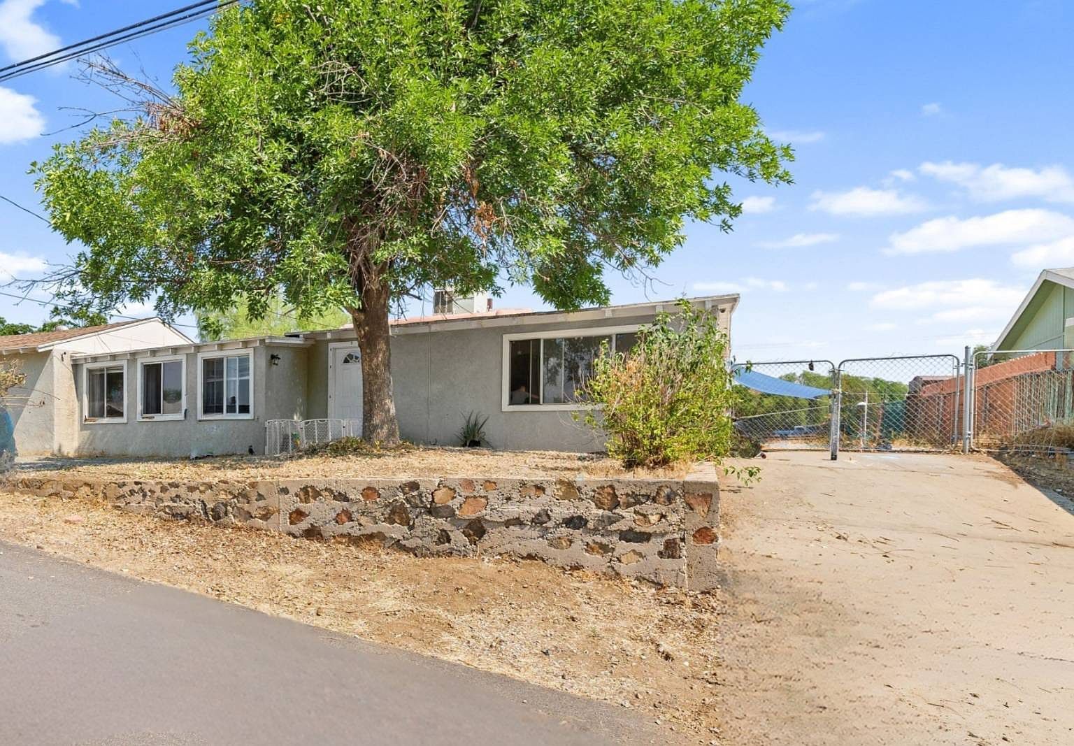 23680 Johnson Ln Canyon Lake, CA 92587 - Thumbnail 4