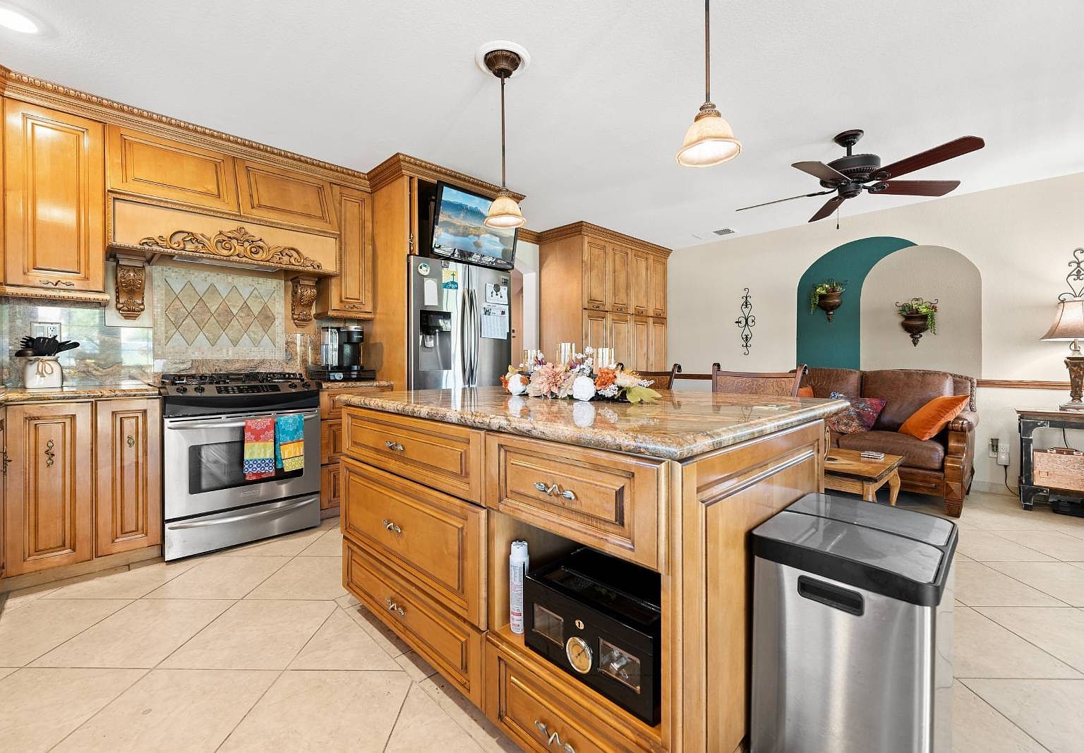 6106 Spanish Trail Cv Banning, CA 92220 - Thumbnail 4