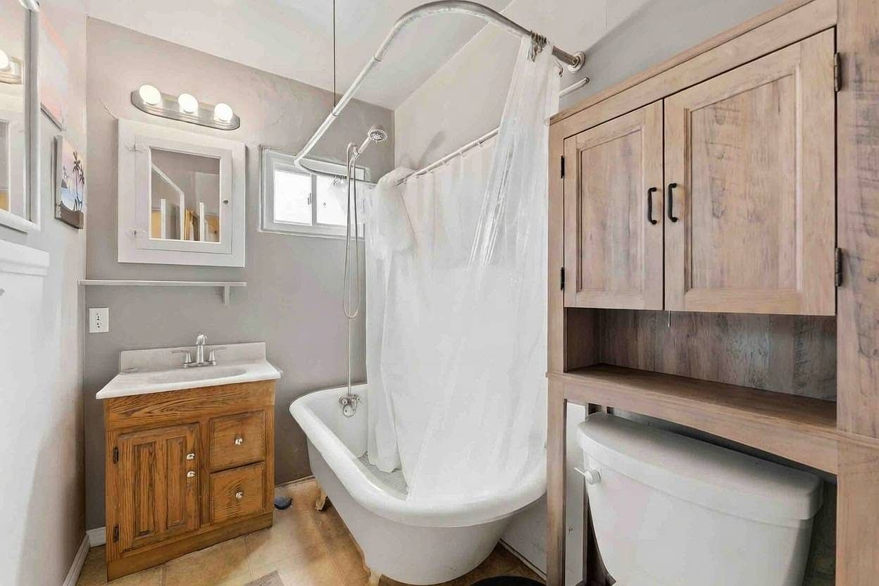 527 Claydelle Ave El Cajon, CA 92020 - Thumbnail 4