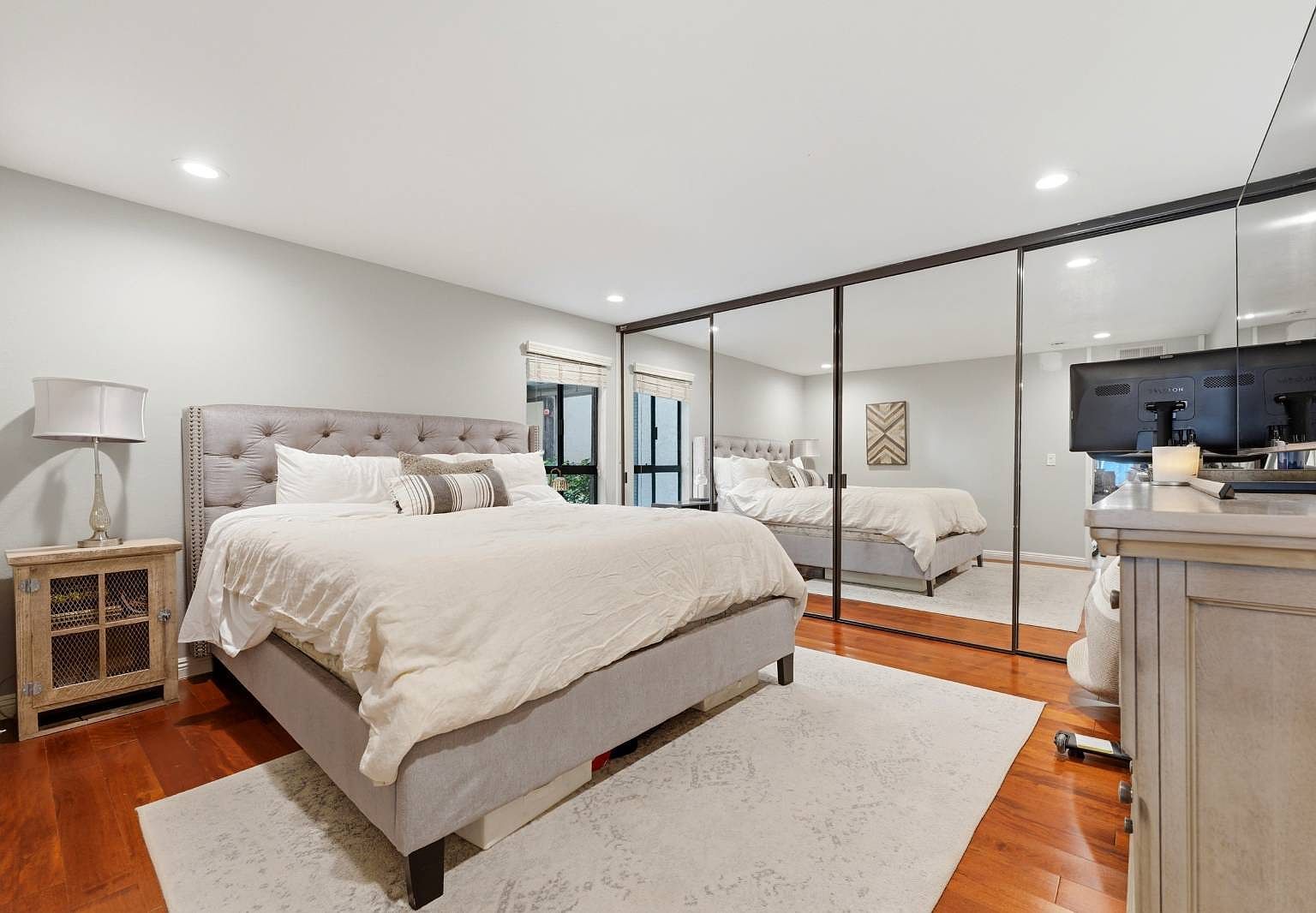 5130 Marina Pacifica Dr N #38 Long Beach, CA 90803 - Thumbnail 4