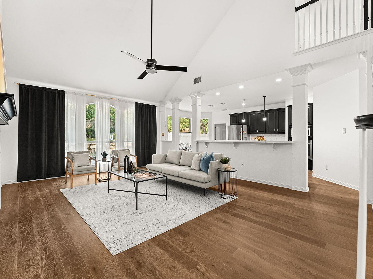 13300 Country Lake Dr Austin, TX 78732 - Thumbnail 4