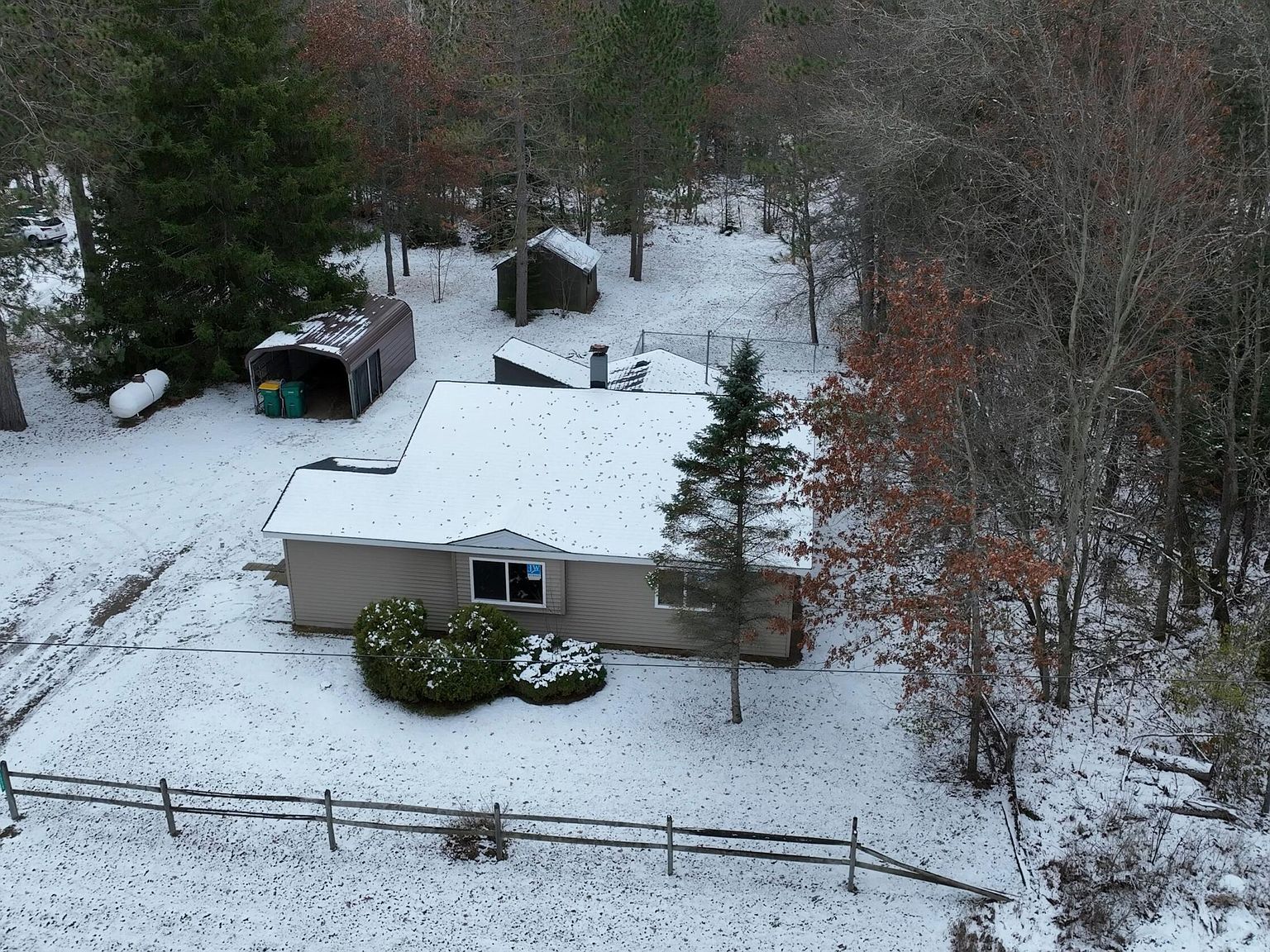 4572 E Michigan Hwy Roscommon, MI 48653 - Thumbnail 4