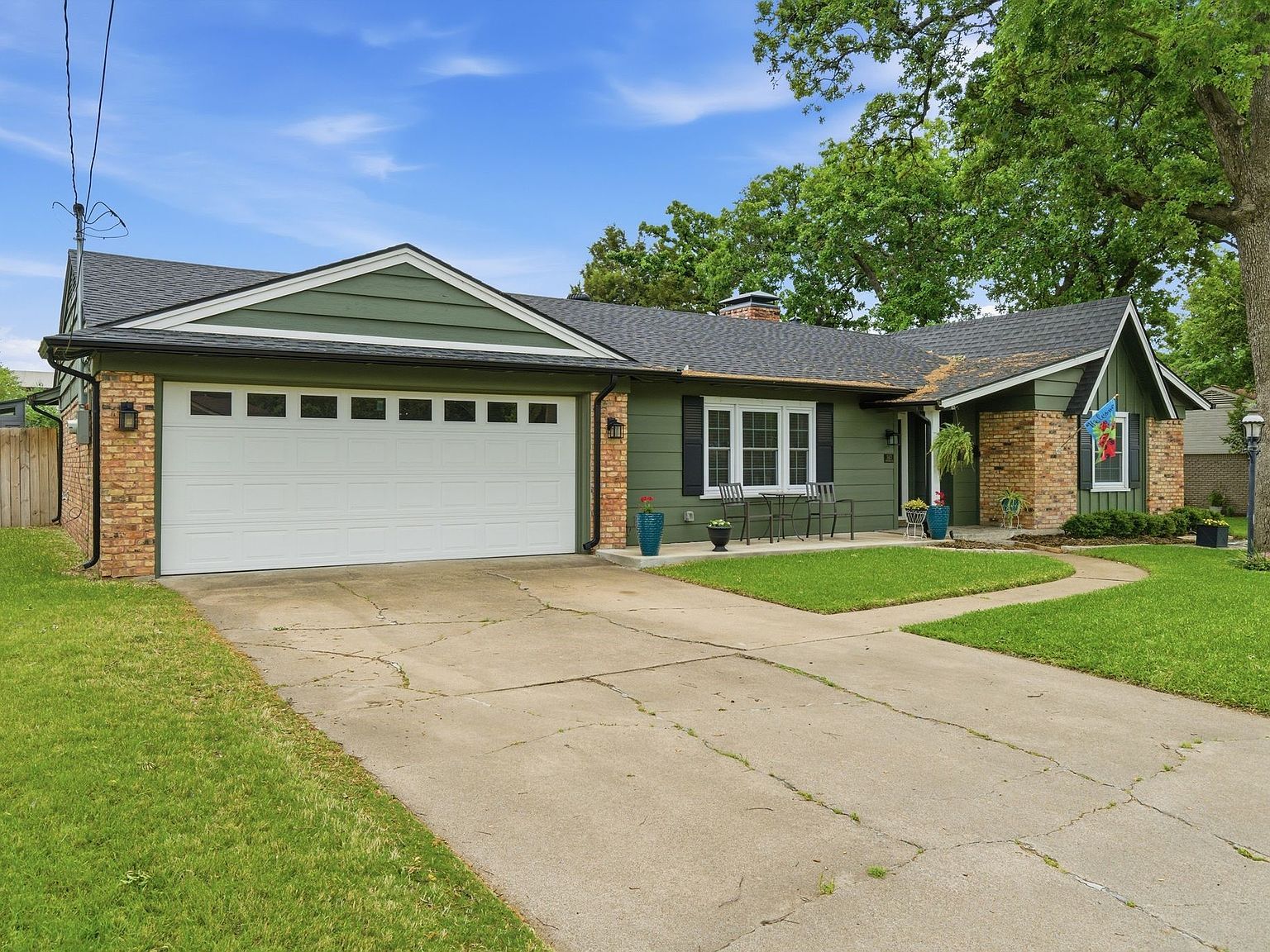 1912 Sunnybrook Dr Irving, TX 75061 - Thumbnail 4