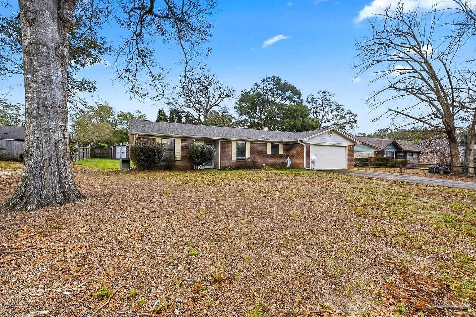 3928 Deerwood Cir Pace, FL 32571 - Thumbnail 4