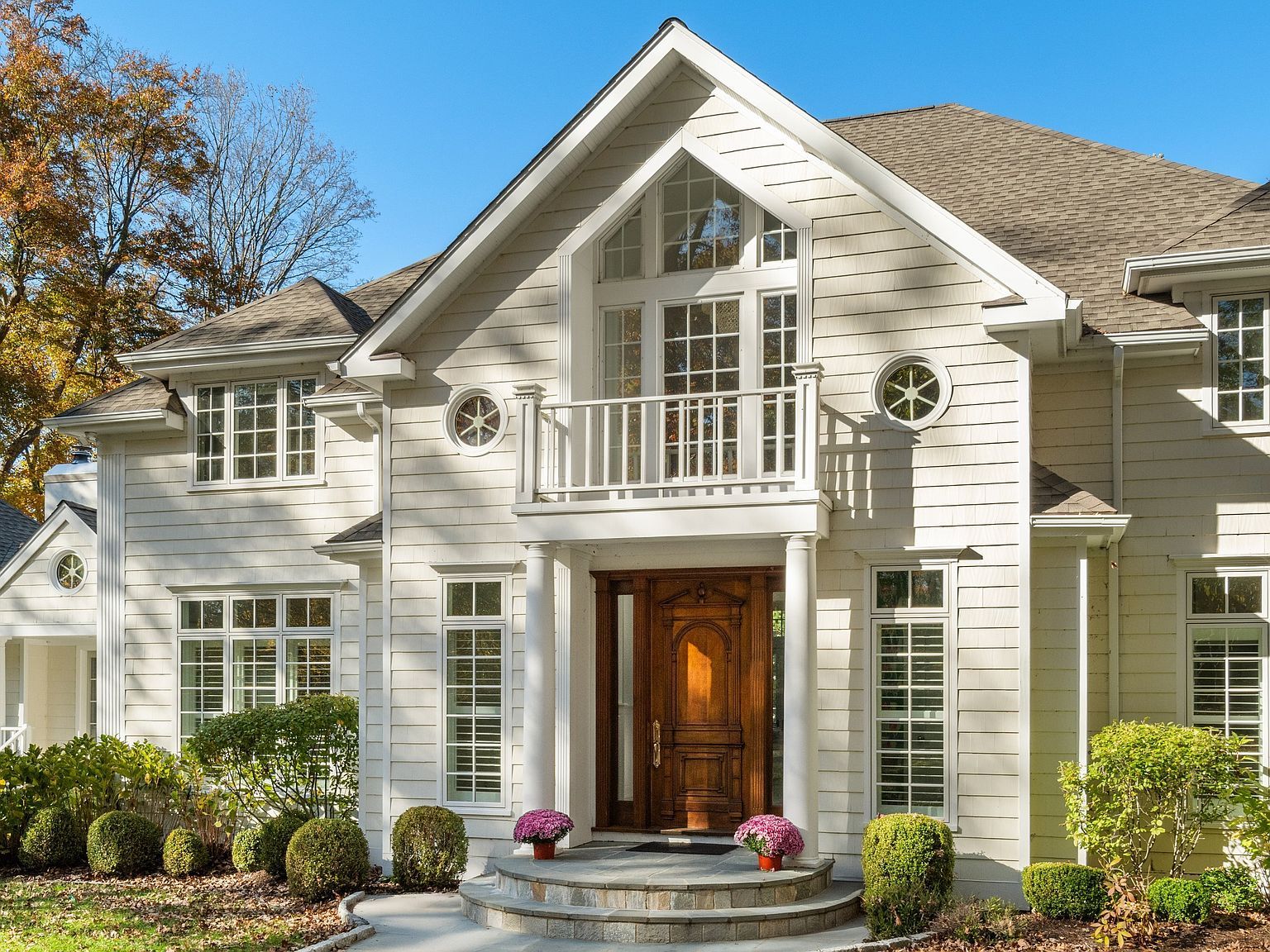 3 Mayflower Ln Weston, CT 06883 - Thumbnail 4