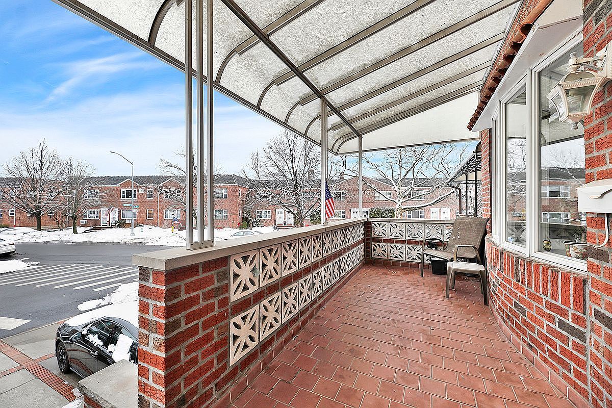 350 Bay 10 St #1 Brooklyn, NY 11228 - Thumbnail 4