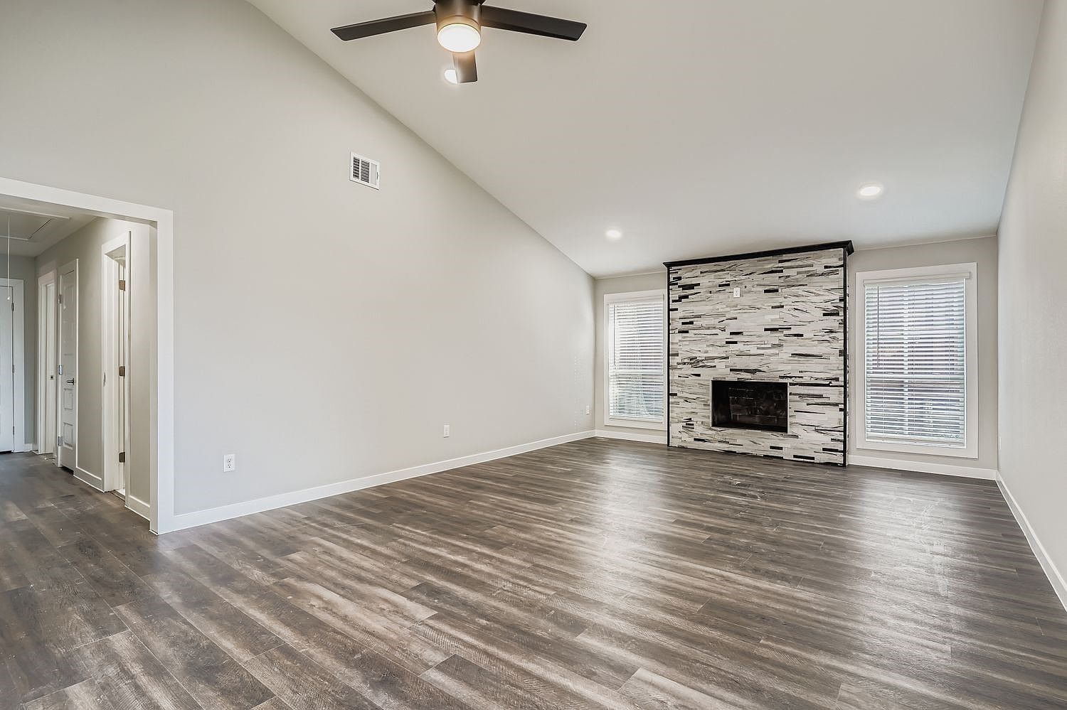 3809 Misty Meadow Dr Fort Worth, TX 76133 - Thumbnail 4