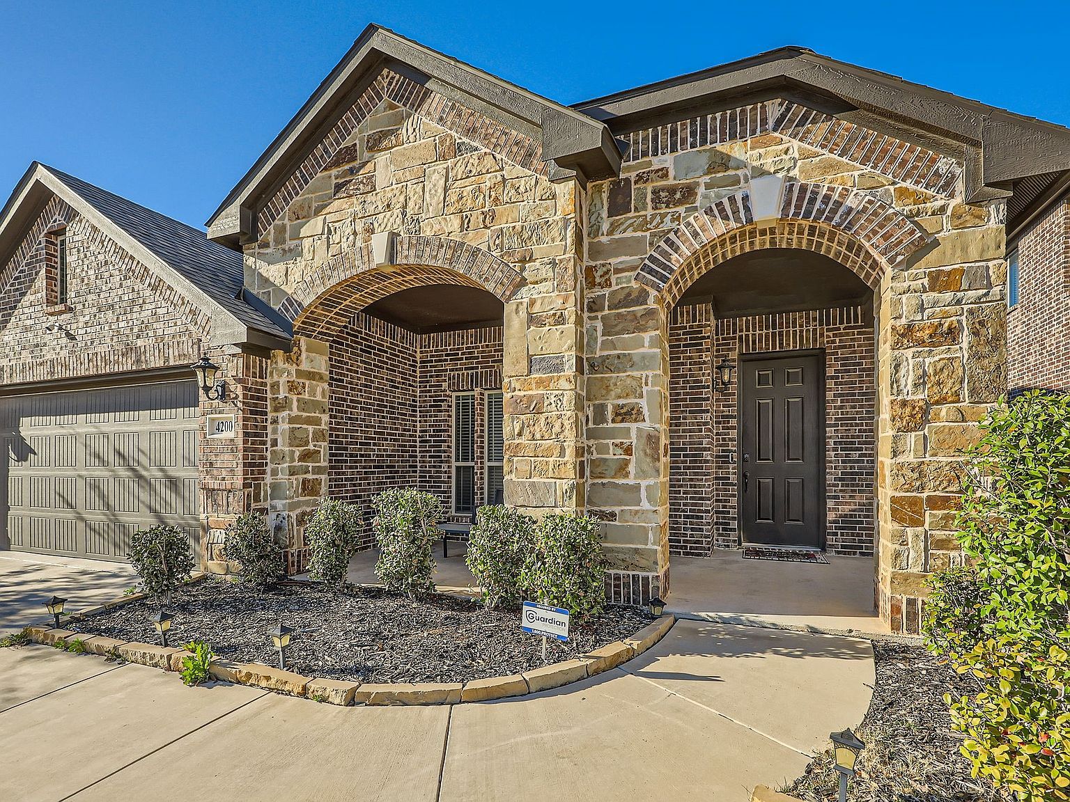 4200 Snowberry Ln Crowley, TX 76036 - Thumbnail 4