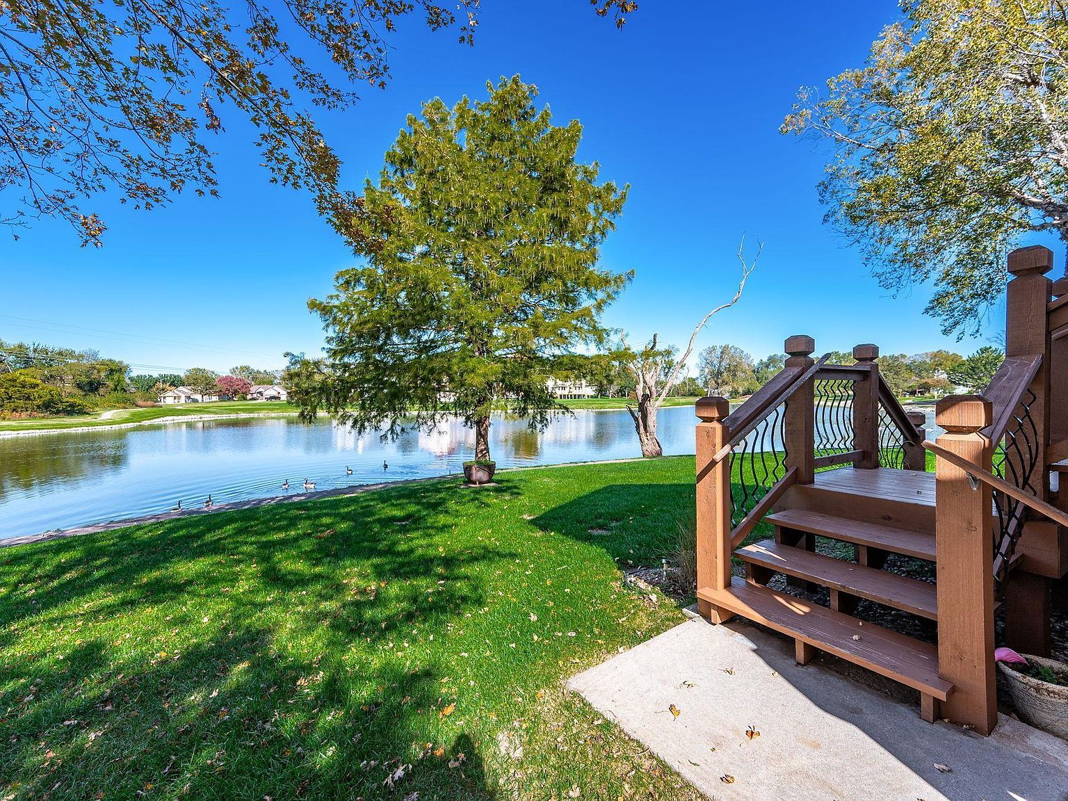 2225 N Sandplum Ct Wichita, KS 67205 - Thumbnail 4