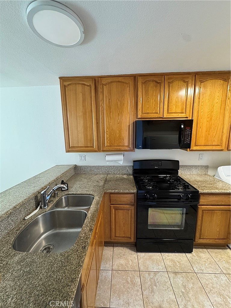 46 Orange Blossom Irvine, CA 92618 - Thumbnail 4