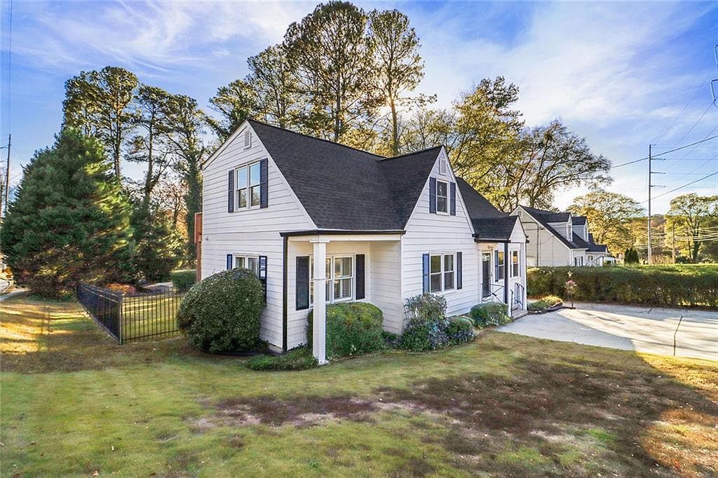 1831 Dresden Dr NE Atlanta, GA 30319 - Thumbnail 4