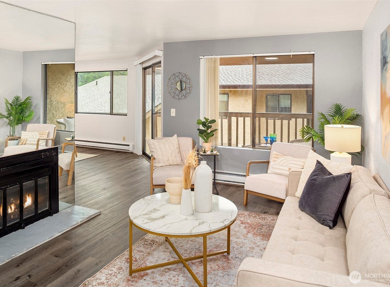 10330 SE 6th St APT A2 Bellevue, WA 98004 - Thumbnail 4