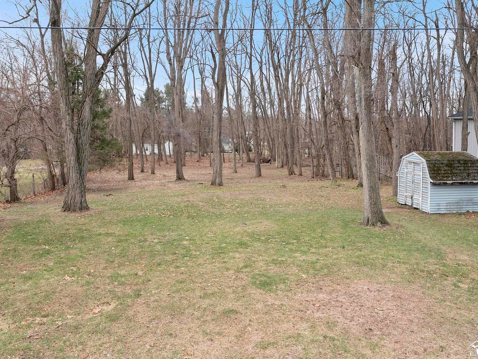 2165 Occidental Hwy Adrian, MI 49221 - Thumbnail 4