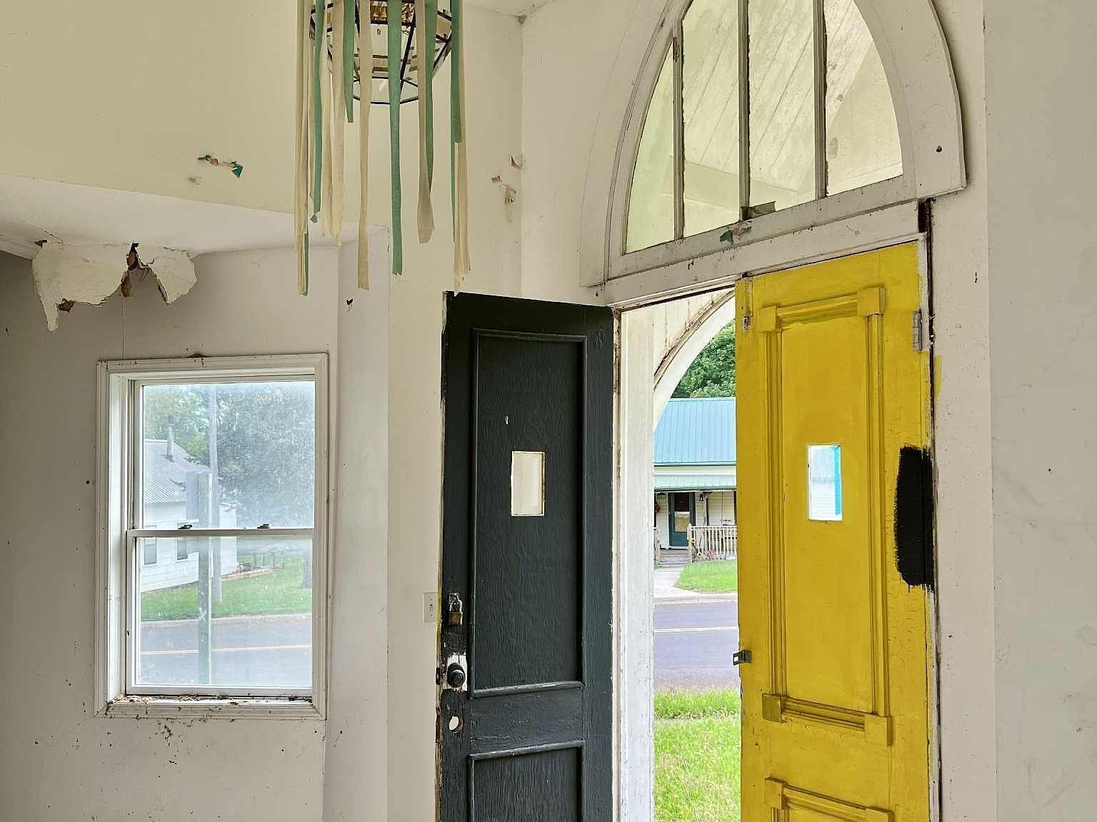 212 Locust St Eskridge, KS 66423 - Thumbnail 4