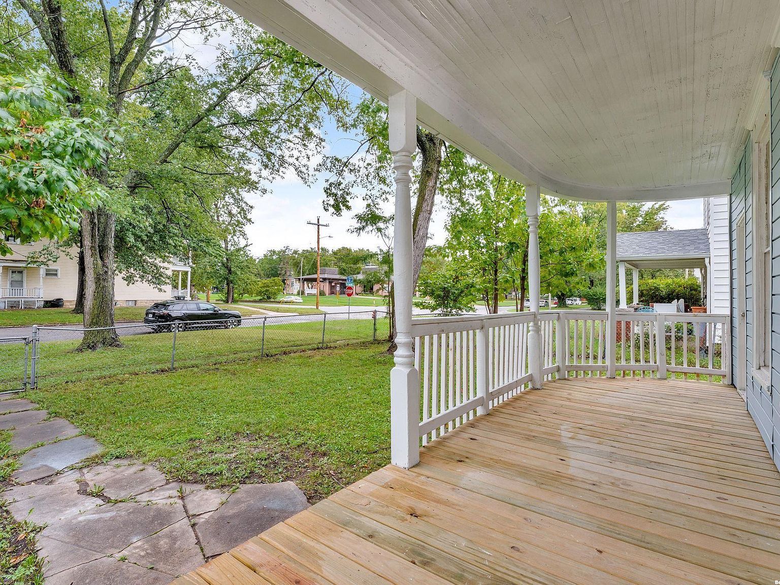 731 SW Lincoln St Topeka, KS 66606 - Thumbnail 4