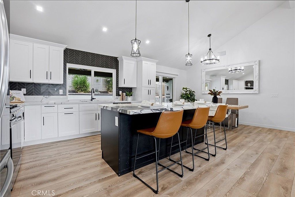 26485 Avenida Deseo Mission Viejo, CA 92691 - Thumbnail 4