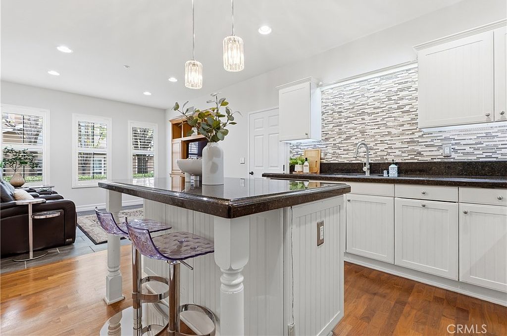 16 Orange Blossom Cir Mission Viejo, CA 92694 - Thumbnail 4