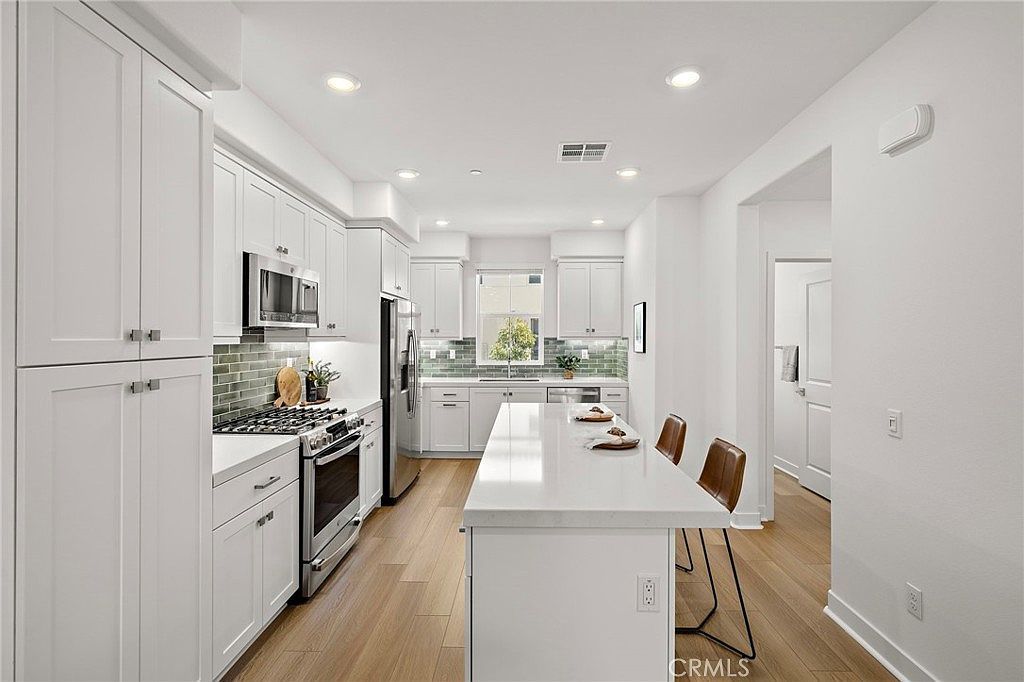 61 Wheelbarrow Rd Rancho Mission Viejo, CA 92694 - Thumbnail 4