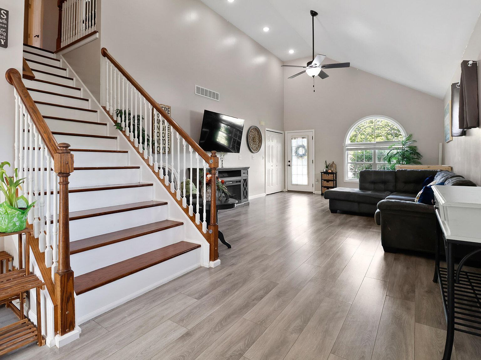 2131 Pepperbush Ave Chesterton, IN 46304 - Thumbnail 4