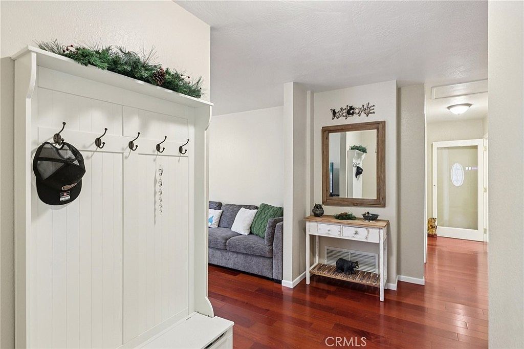 25089 Moon Dr Crestline, CA 92325 - Thumbnail 4