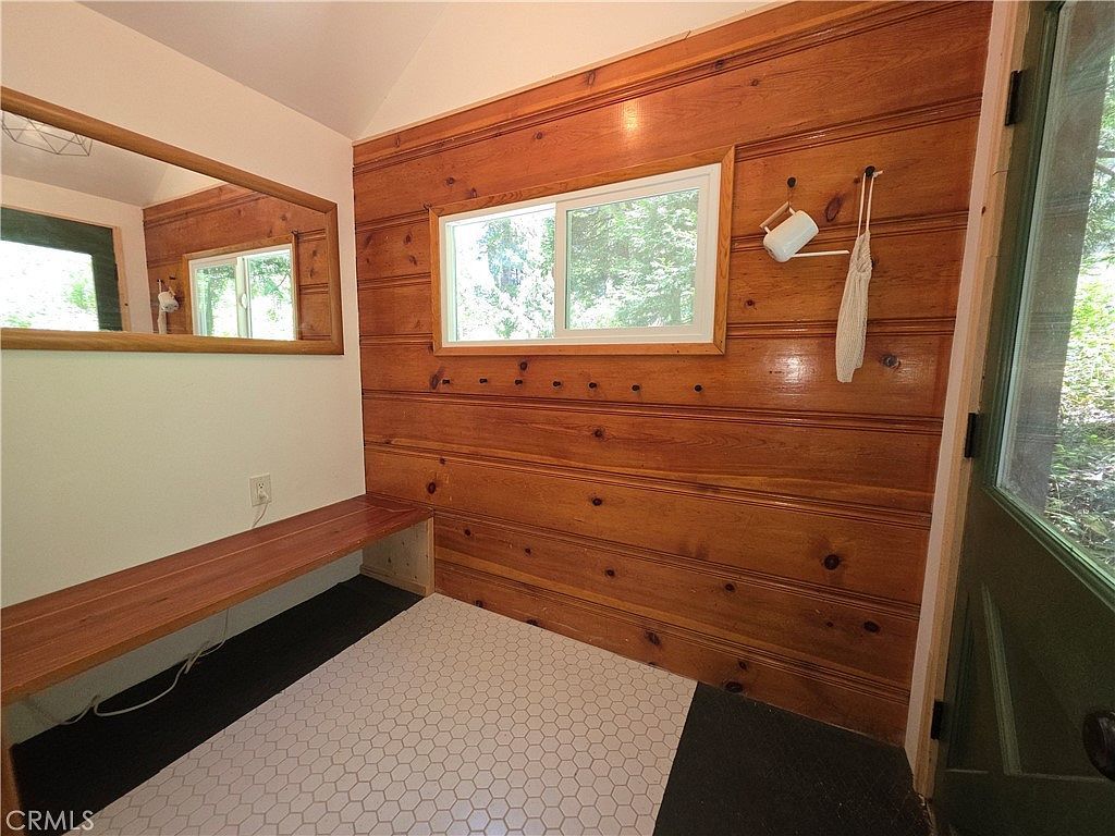 606 Crest Estates Dr Lake Arrowhead, CA 92352 - Thumbnail 4