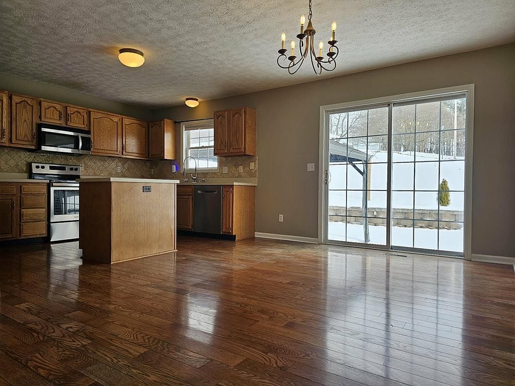 140 Brandon Dr Bluefield, VA 24605 - Thumbnail 4