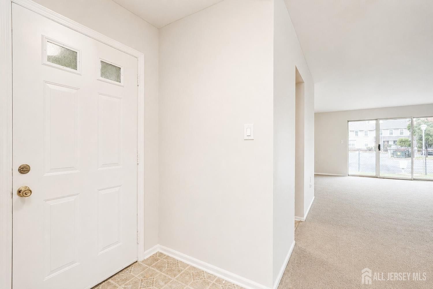 29 Lindsey Cir Old Bridge, NJ 08857 - Thumbnail 4