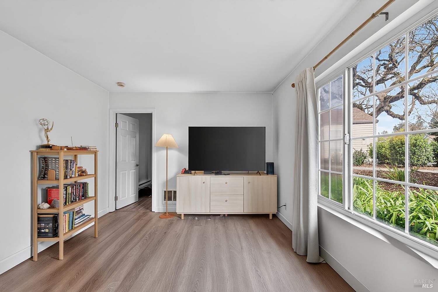 1600 Yardley St Santa Rosa, CA 95403 - Thumbnail 4