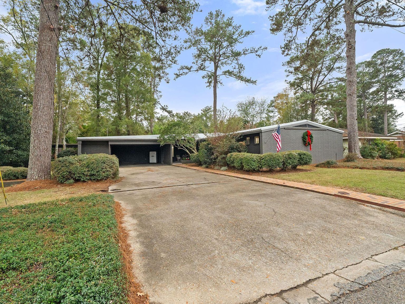 1212 Meadowood Rd Columbia, MS 39429 - Thumbnail 4