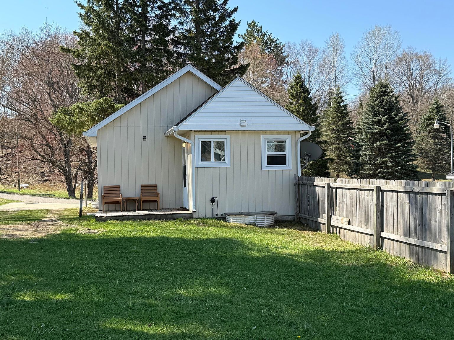 37690 W 2nd St Hulbert, MI 49748 - Thumbnail 4