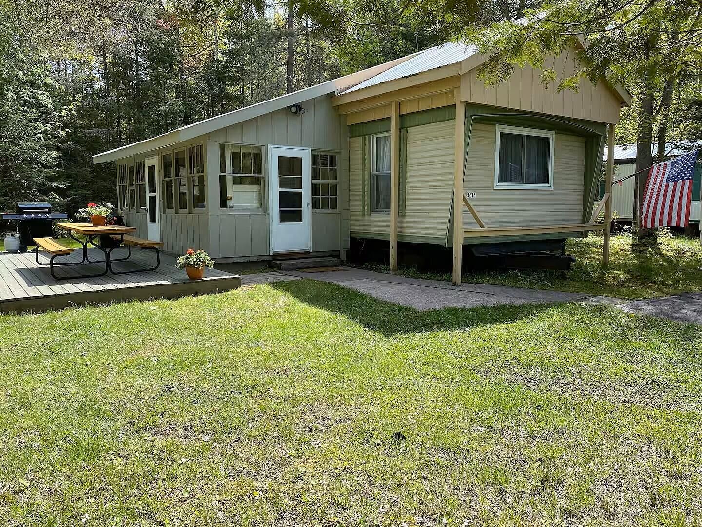 9815 W Baird St Brimley, MI 49715 - Thumbnail 4