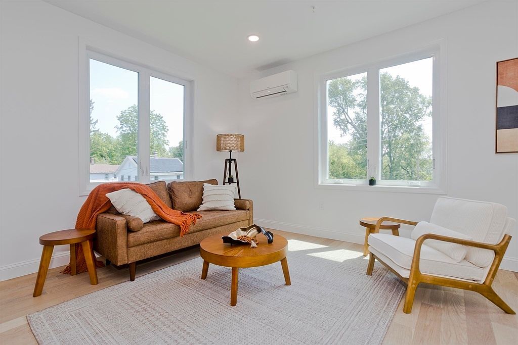 107 Williams St #2C Northampton, MA 01060 - Thumbnail 4