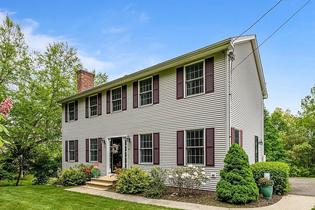 16 Peterson Rd Palmer, MA 01069 - Thumbnail 4