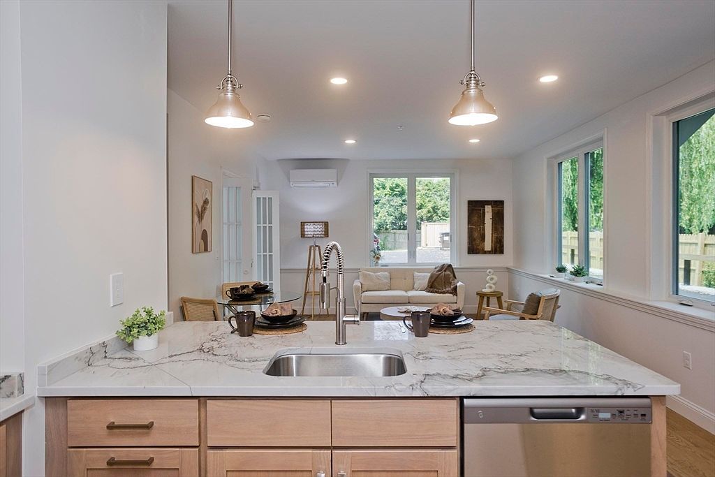 1-1A Williams St Northampton, MA 01060 - Thumbnail 4