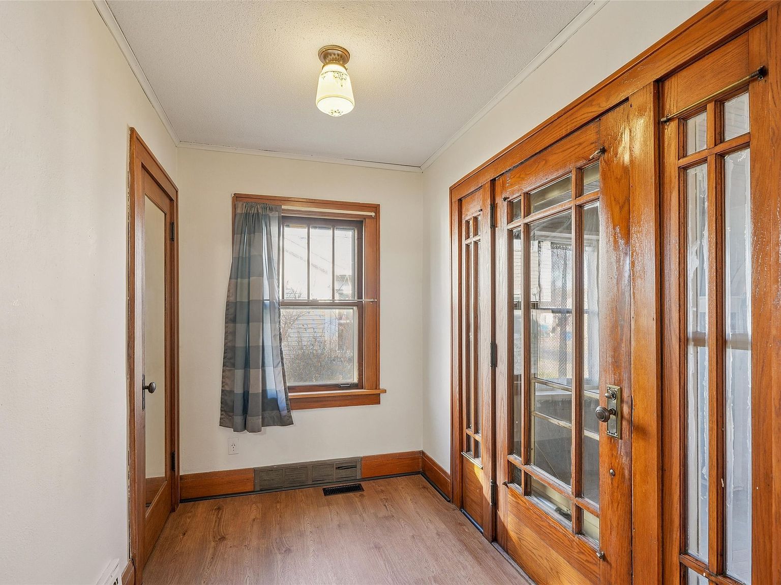 3210 E 7th St Des Moines, IA 50316 - Thumbnail 4