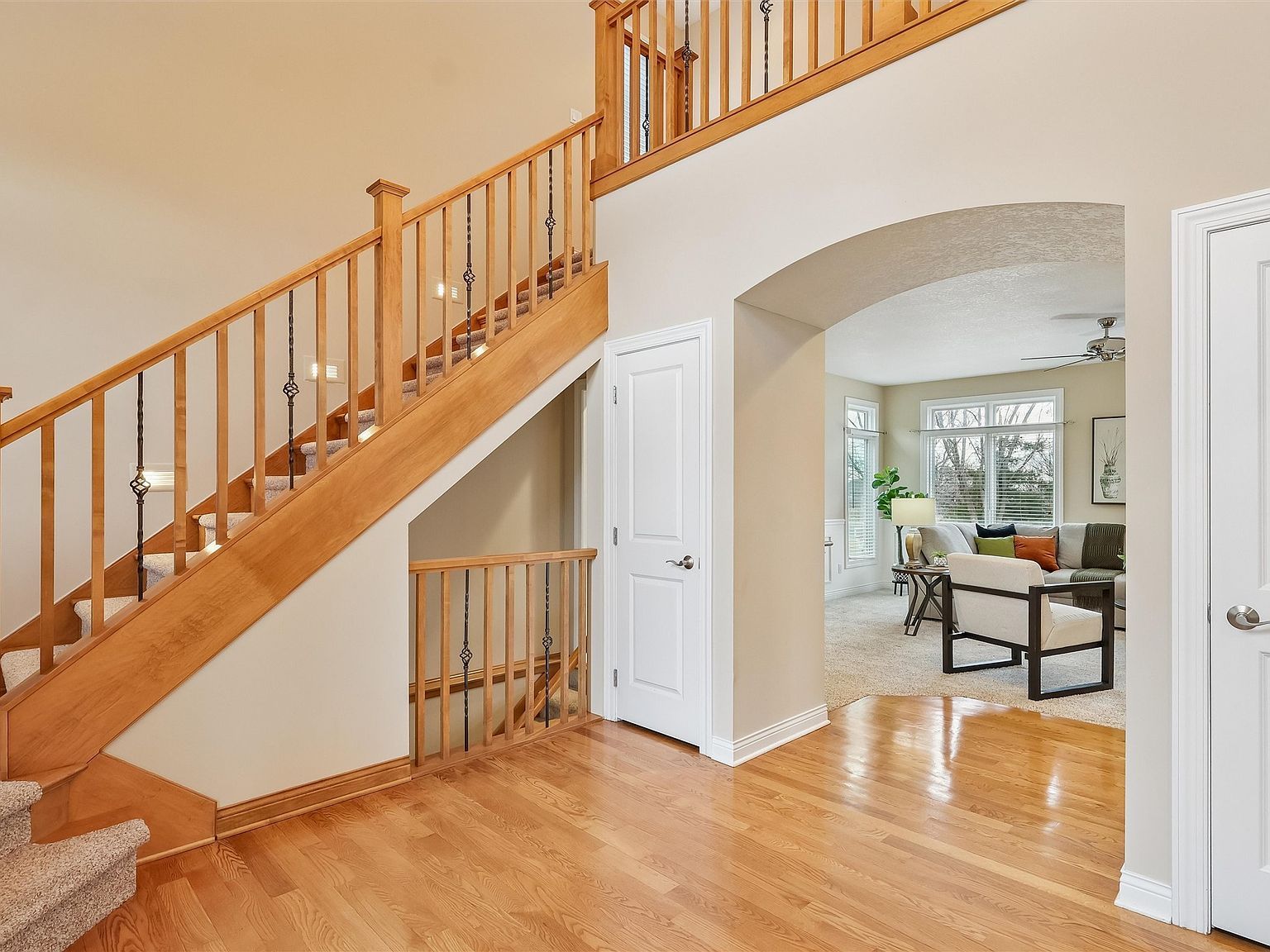 15701 Brookshire Dr Urbandale, IA 50323 - Thumbnail 4