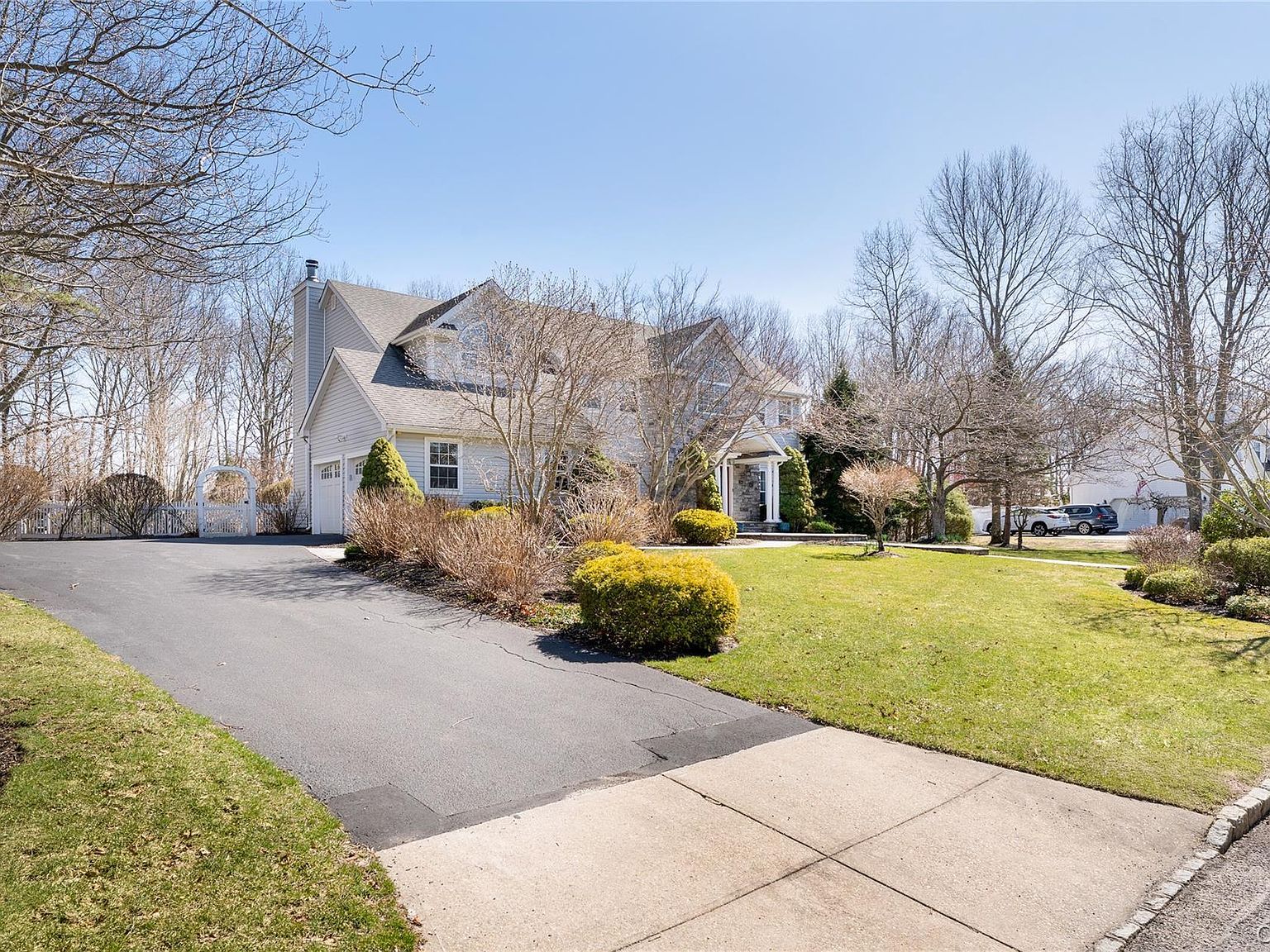 7 Framingham Ln Shoreham, NY 11786 - Thumbnail 4