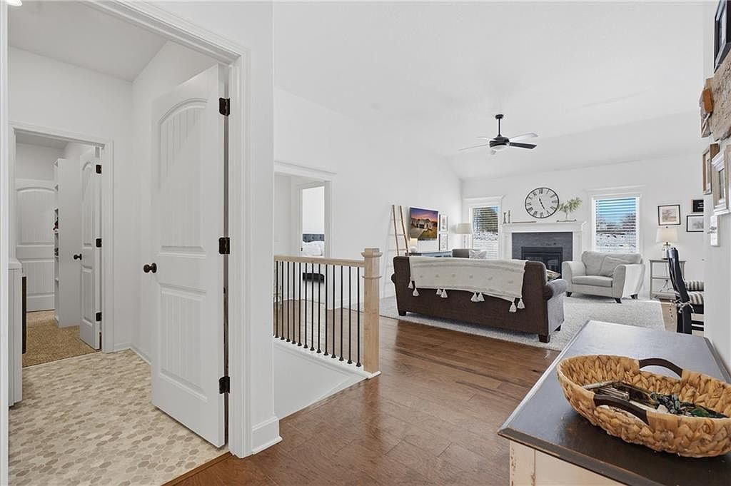 1709 Cottonwood Creek Ave Kearney, MO 64060 - Thumbnail 4