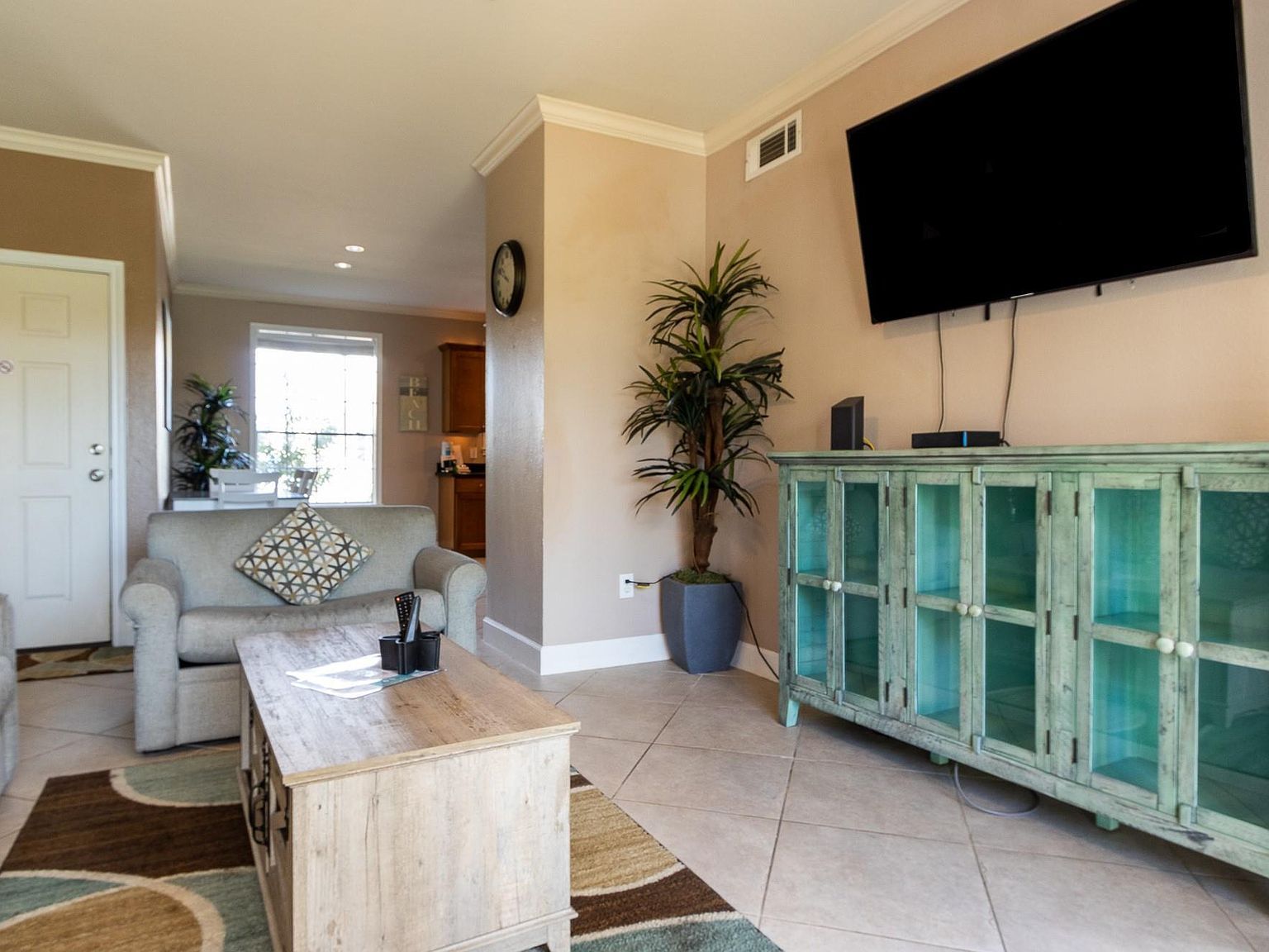 7000 Seawall Blvd APT 813 Galveston, TX 77551 - Thumbnail 4