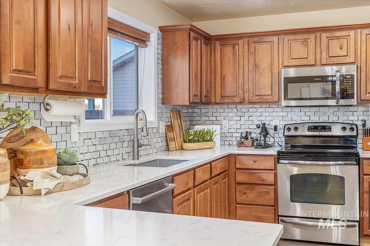 208 E Kaibab Trl Meridian, ID 83646 - Thumbnail 4