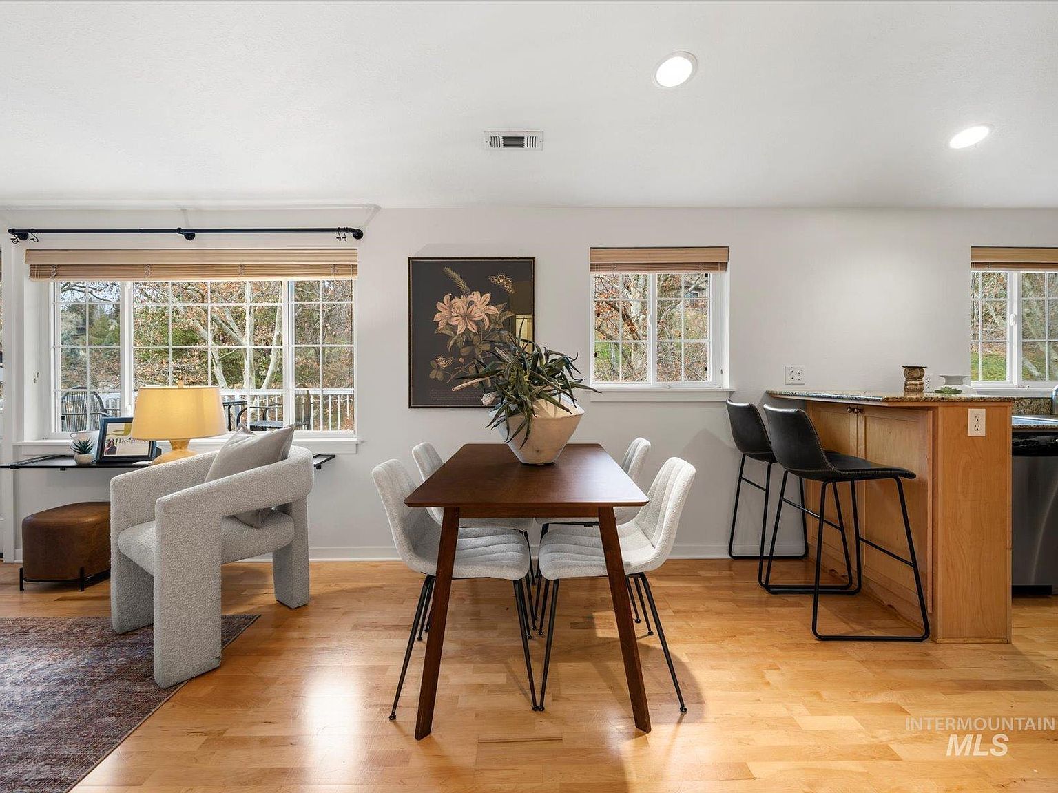 213 W Village Ln Boise, ID 83702 - Thumbnail 4