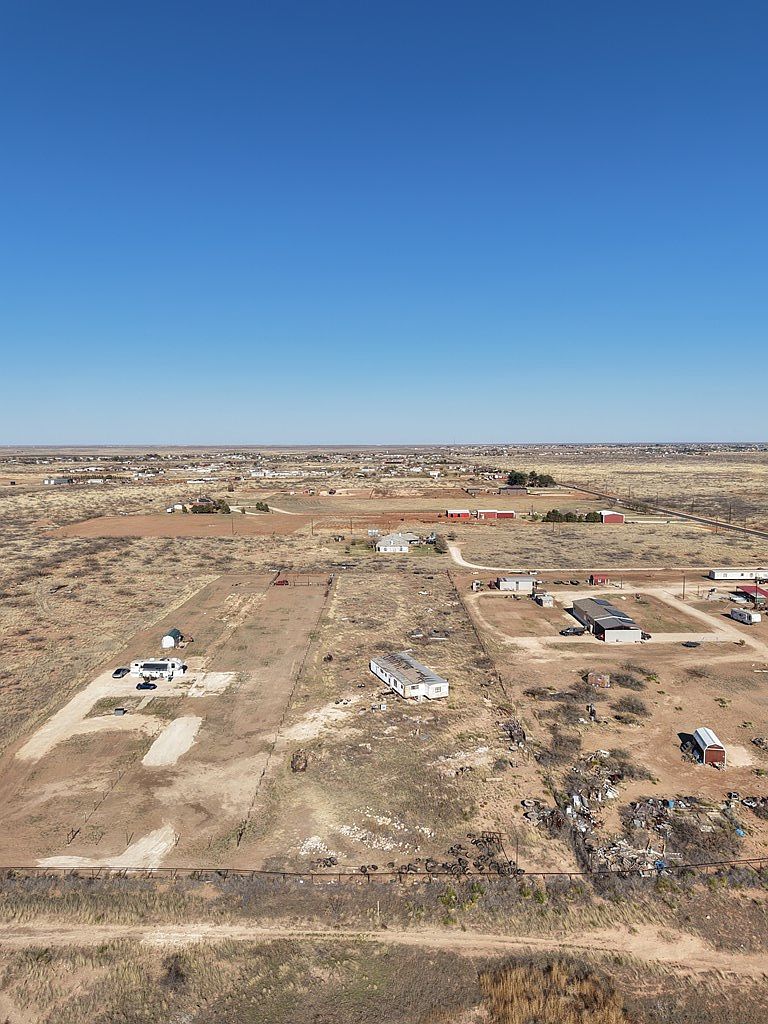 815 SE 2401st Andrews, TX 79714 - Thumbnail 4