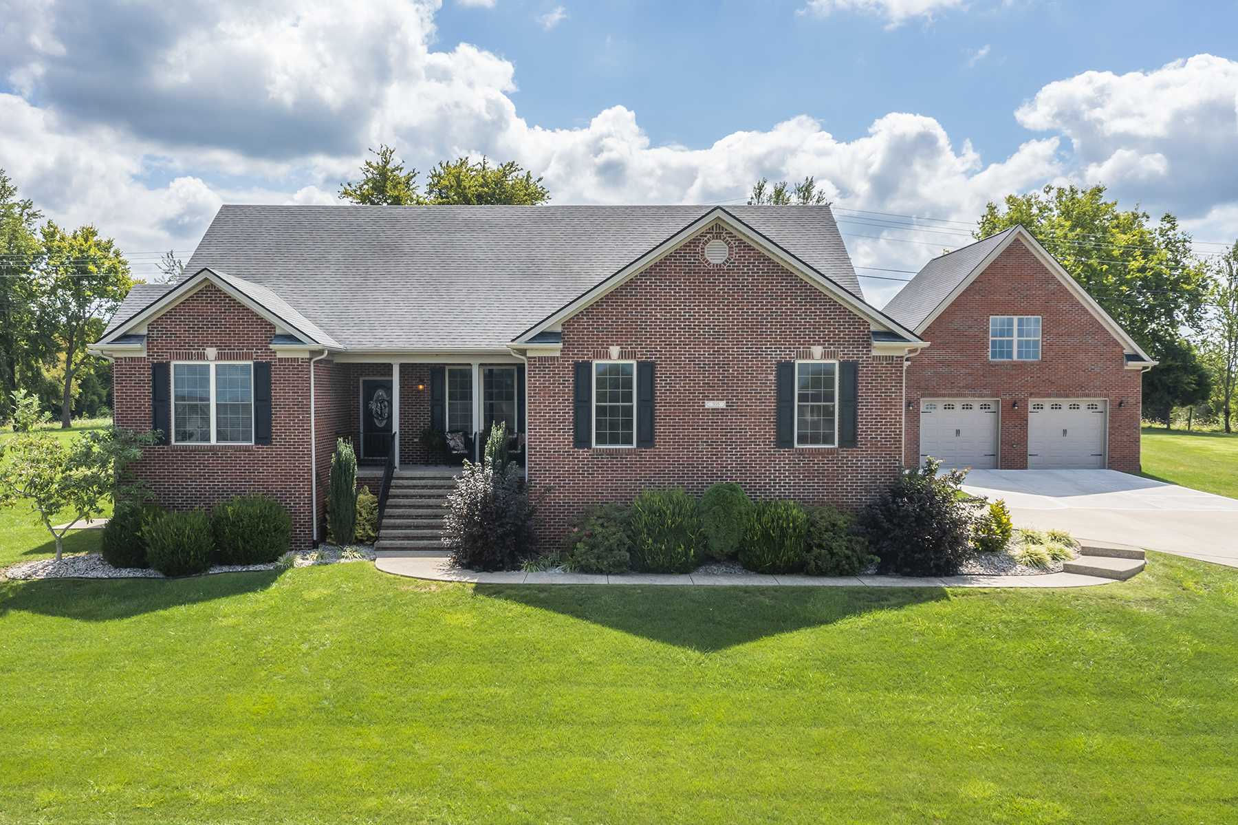 305 Hampton Hall Drive, Berea, KY, USA, 40403 - Thumbnail 4