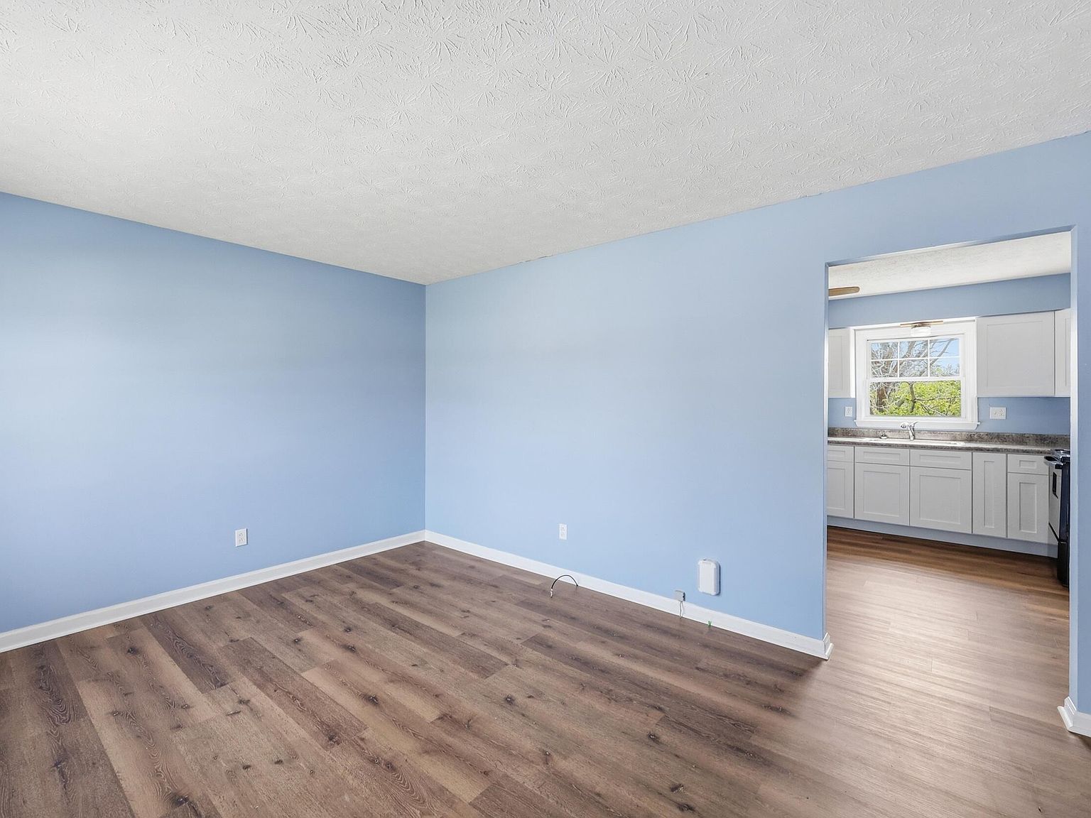 21 Raintree Ct Irvine, KY 40336 - Thumbnail 4