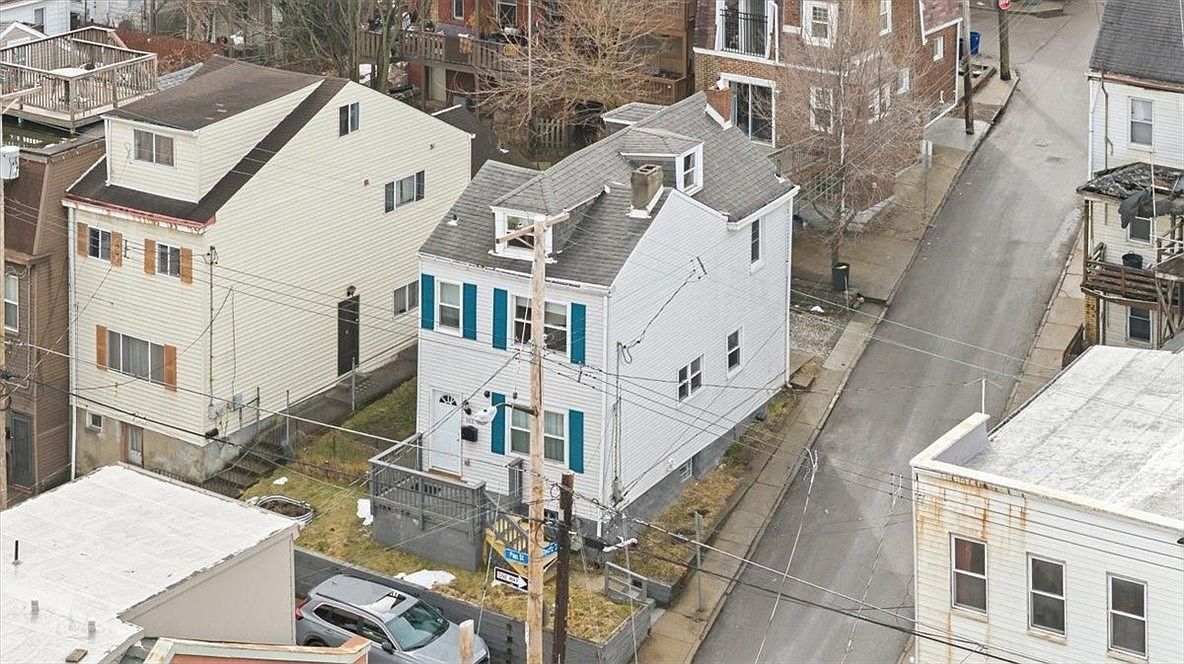 162 Pius St Pittsburgh, PA 15203 - Thumbnail 4