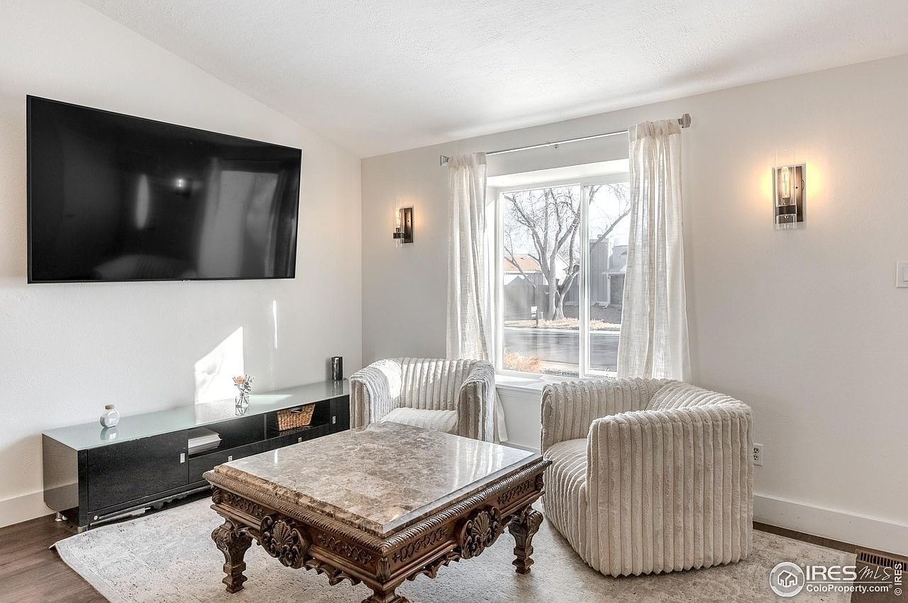 1729 Tulip St Longmont, CO 80501 - Thumbnail 4