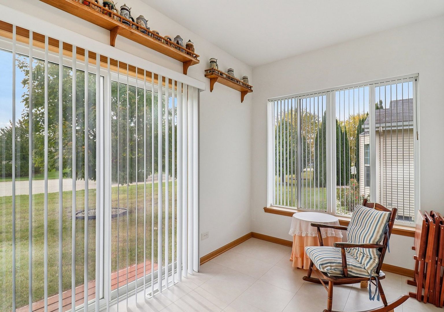 3306 Stakes Ln Grayslake, IL 60030 - Thumbnail 4