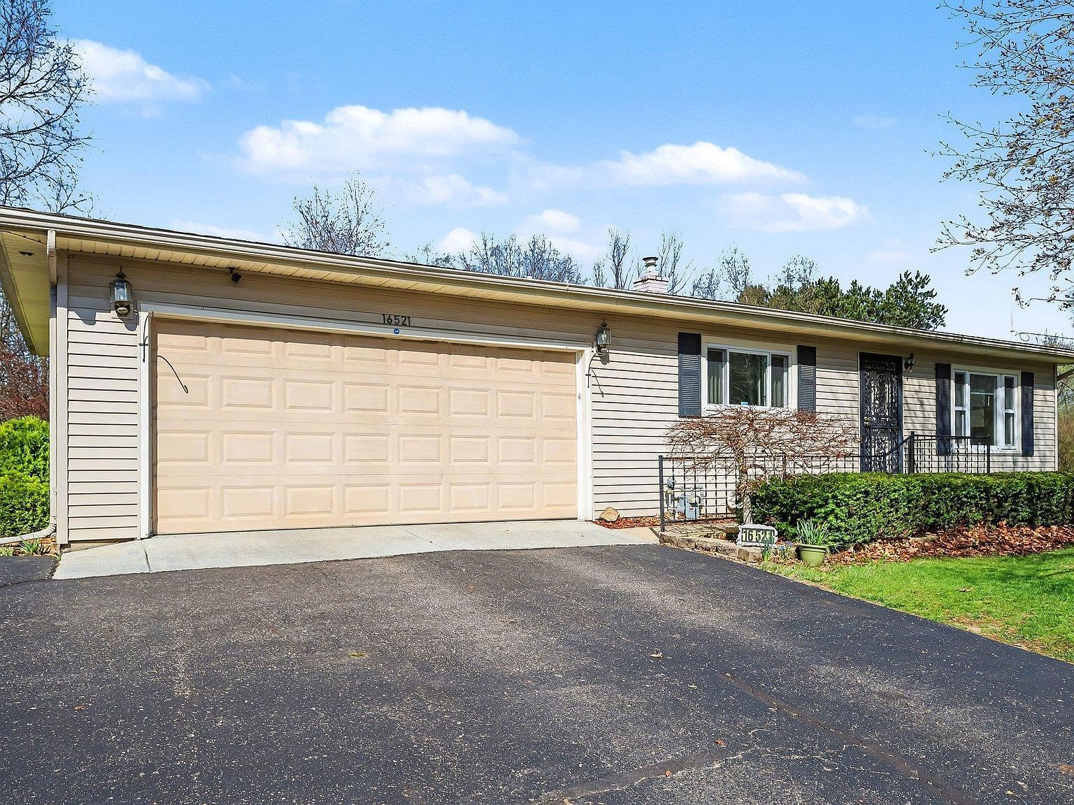 16521-11 Mile Rd Battle Creek, MI 49014 - Thumbnail 4